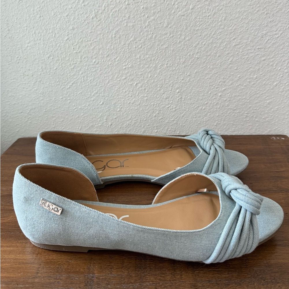 NWOT Women’s Sugar Calibrate Knot Slip-On Flats, Open Toe, Light Denim Blue, 10M